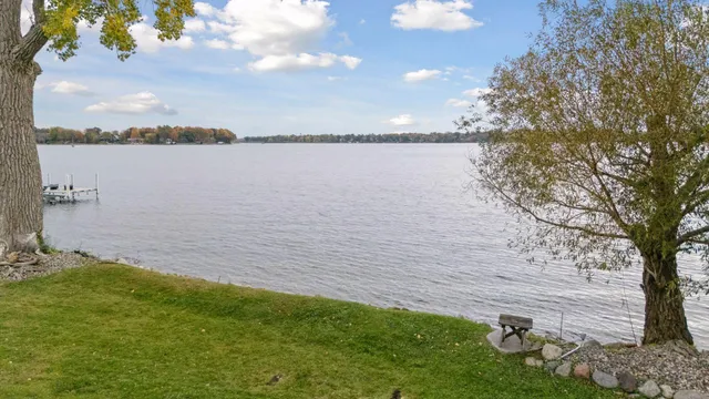 $1,498,000 | 3685 North Shore Drive, Orono, MN 55391