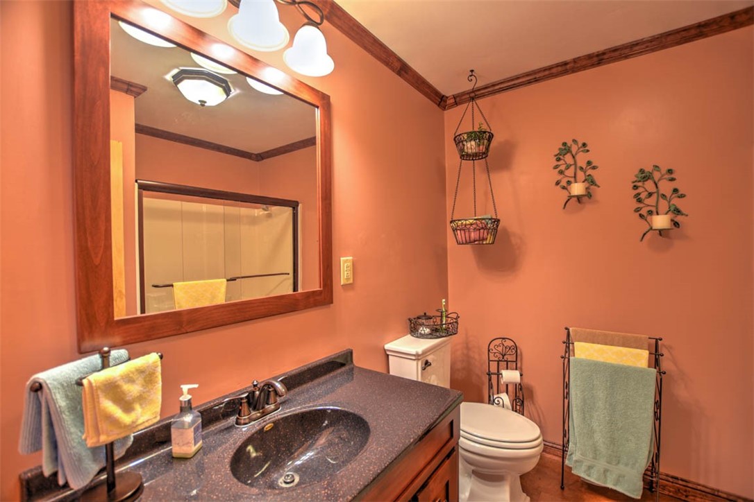 2204 East 1800 North Road Moweaqua, IL 62550 - Photo 17 of 48