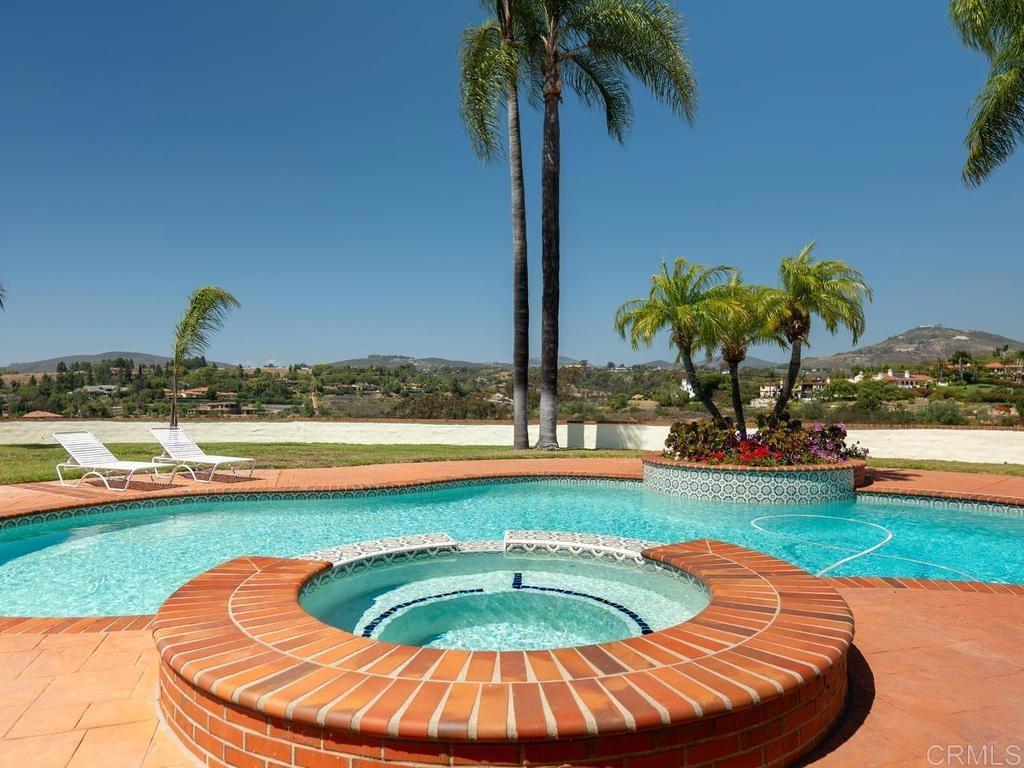 18246 Via Ascenso Rancho Santa Fe, CA 92091 - Photo 46 of 59