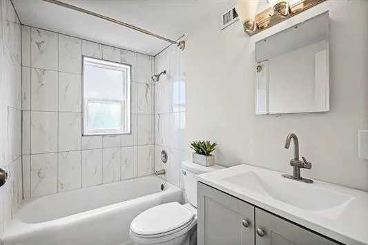 $1,500 | 2 Sherman Terrace, Unit 1, Madison, WI 53704