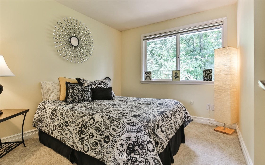 10812 Northeast 154th Place Bothell, WA 98011 - Photo 16 of 25 Gallery Image 16