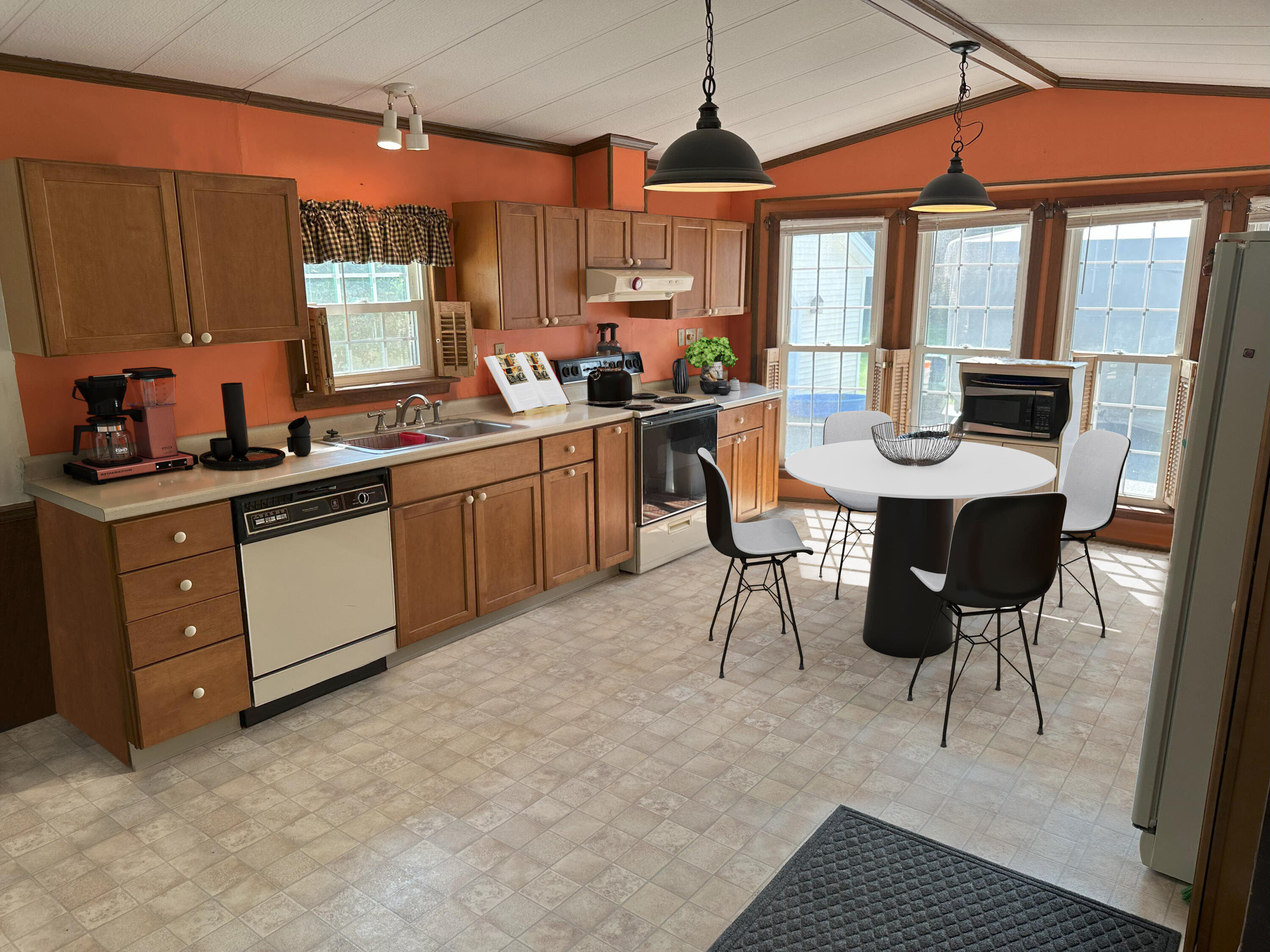 65 Erskine Road Windsor, ME 04363 - Photo 10 of 33 kitchen