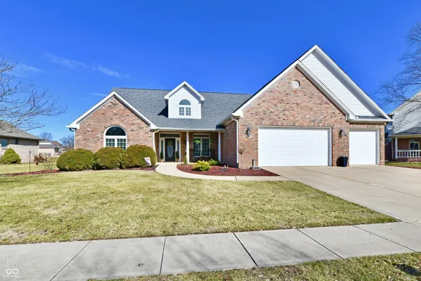 $579,000 | 2080 Fairway Lakes Drive, Franklin, IN 46131
