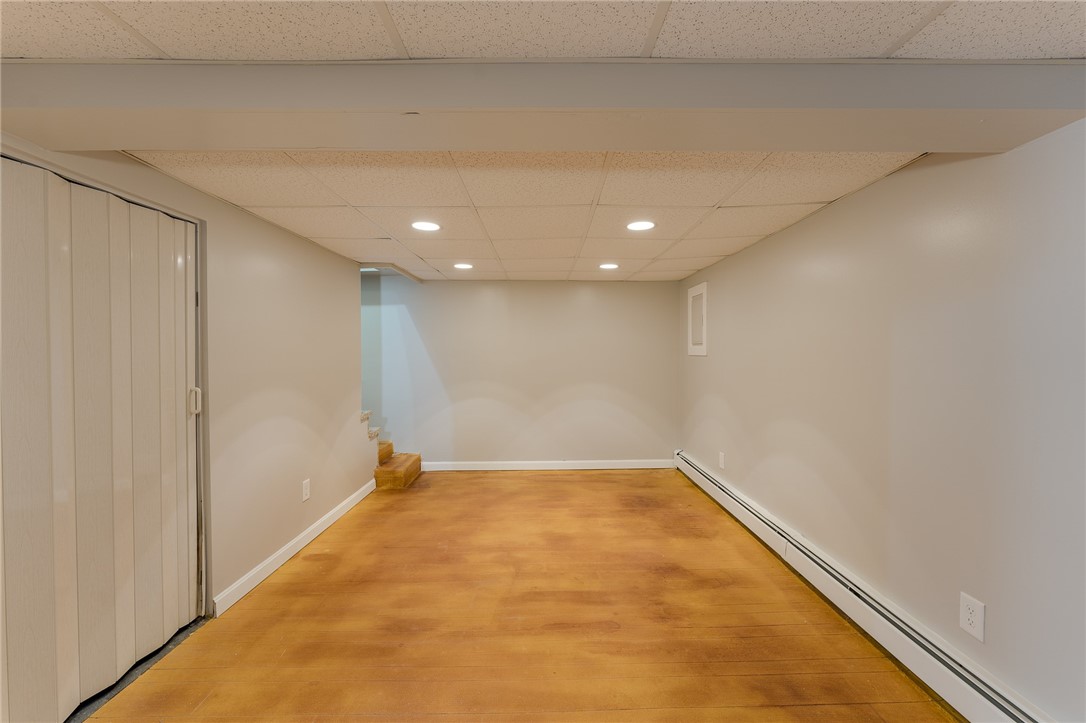 216 Bertenshaw Road Woonsocket, RI 02895 - Photo 11 of 14