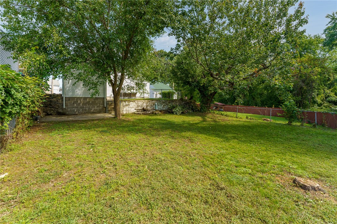 216 Bertenshaw Road Woonsocket, RI 02895 - Photo 13 of 14