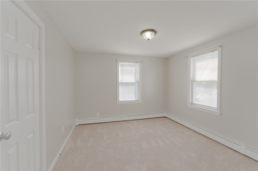 216 Bertenshaw Road Woonsocket, RI 02895 - Photo 4 of 14