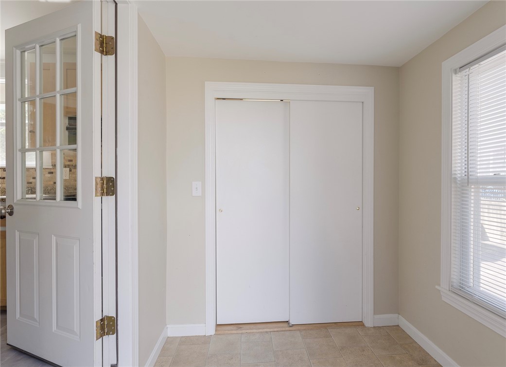 216 Bertenshaw Road Woonsocket, RI 02895 - Photo 10 of 14