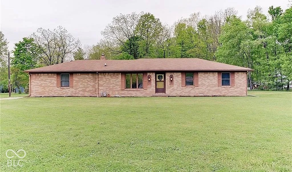 8530 North Carroll Road Indianapolis, IN 46236 - Photo 1 of 21 Gallery Image 1