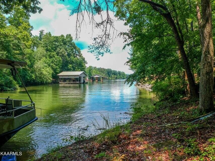 839 Ewing Road Spring City, TN 37381 - Photo 6 of 54 Gallery Image 6