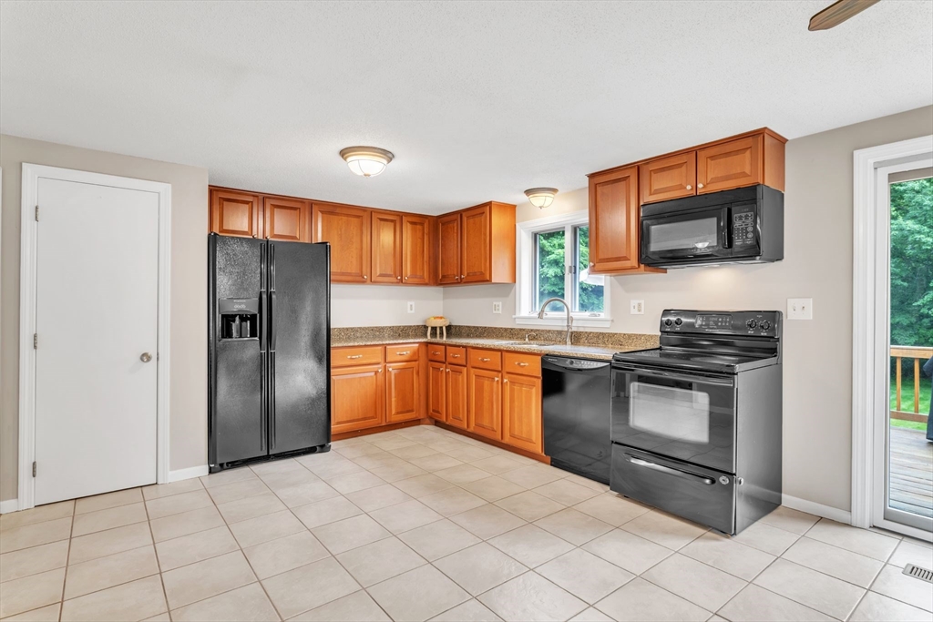 12 Soule Road Wilbraham, MA 01095 - Photo 8 of 42 Gallery Image 8
