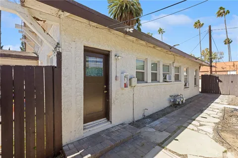 $799,900 | 480 West 18th Street, San Bernardino, CA 92405