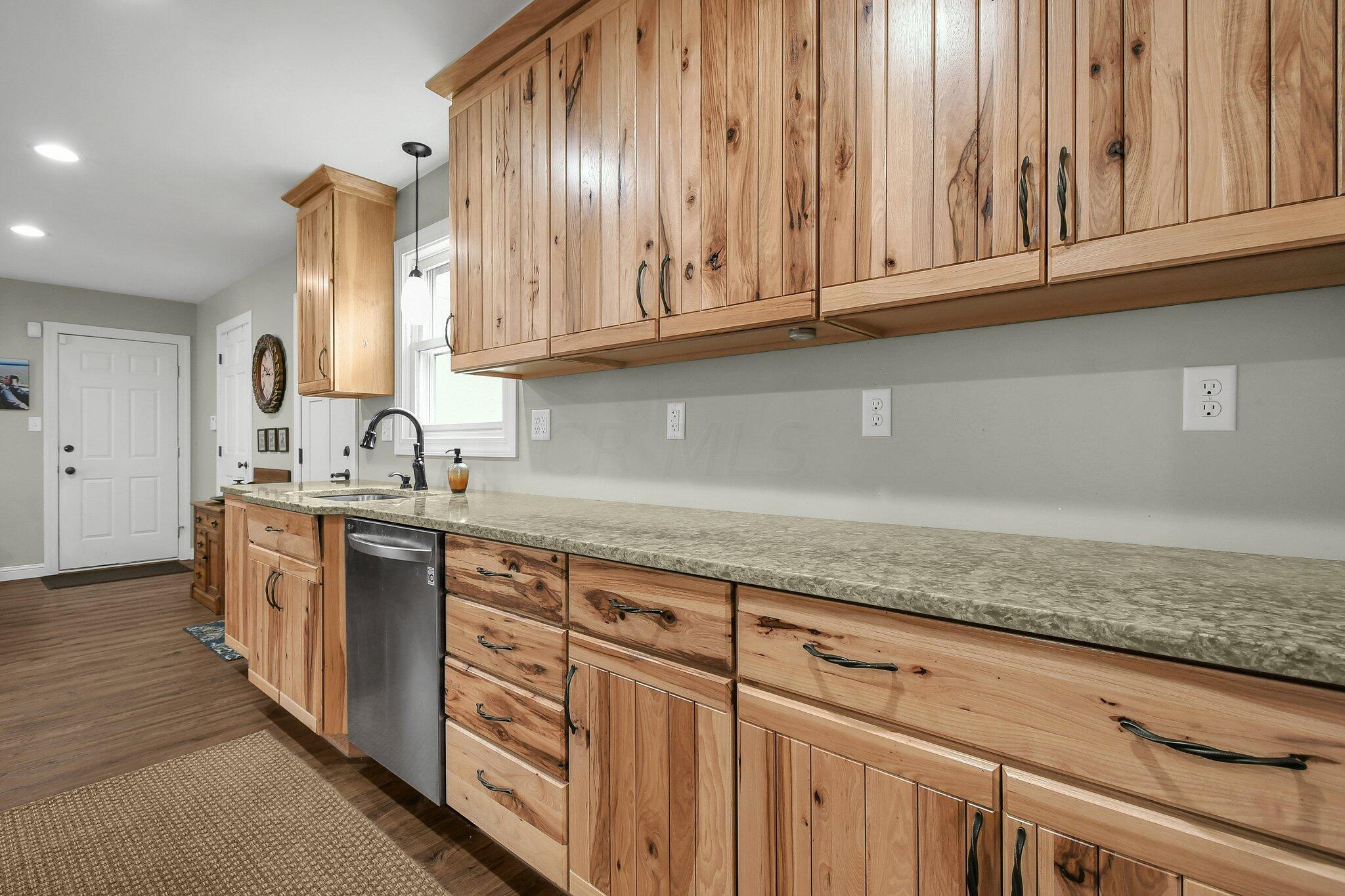 829 Brice Road Columbus, OH 43213 - Photo 13 of 45 11-web-or-mls-829-brice-rd