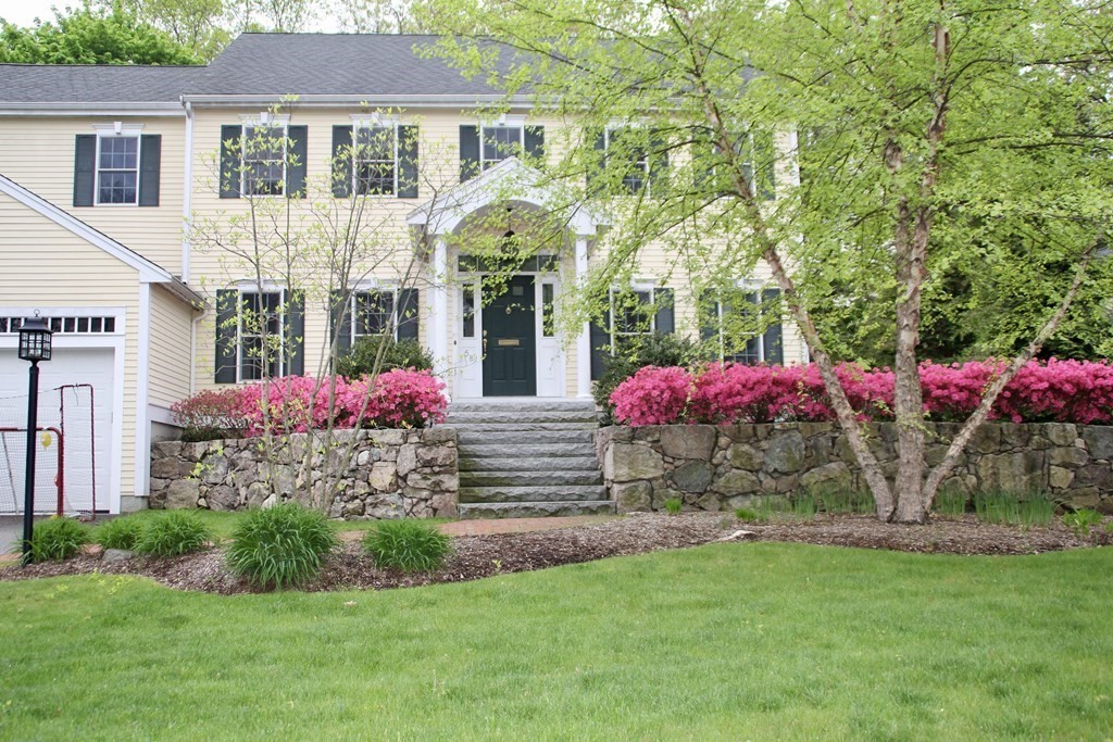 58 Pleasant Street Wellesley, MA 02482 - Photo 2 of 35
