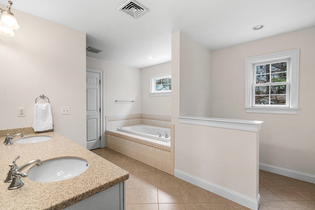 58 Pleasant Street Wellesley, MA 02482 - Photo 25 of 35