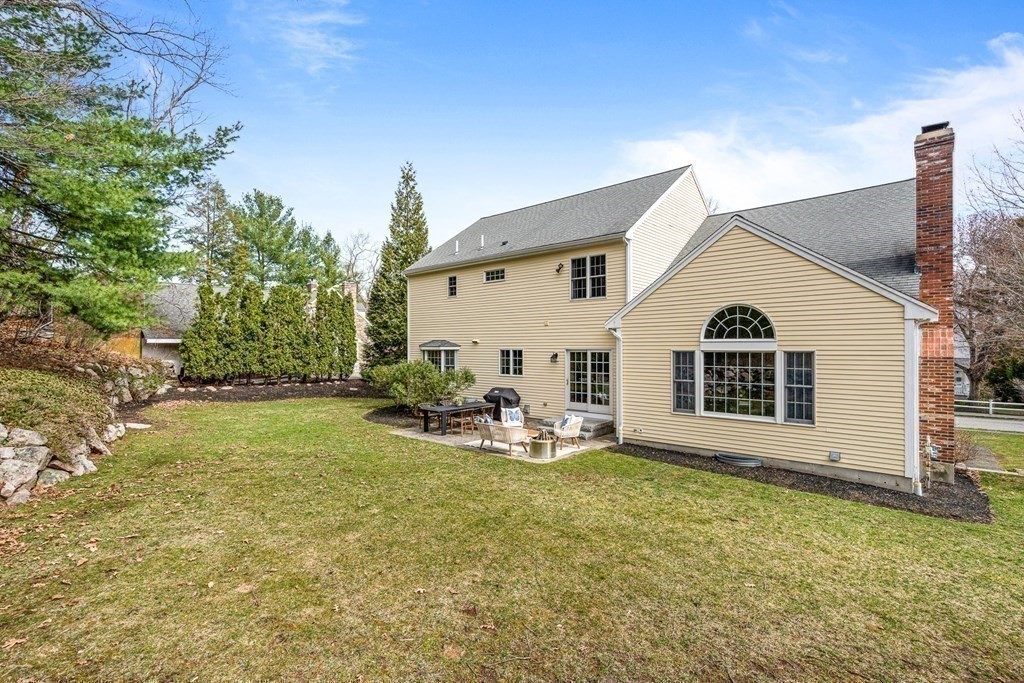 58 Pleasant Street Wellesley, MA 02482 - Photo 34 of 35