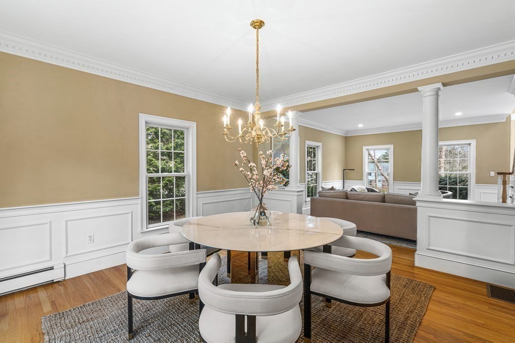 58 Pleasant Street Wellesley, MA 02482 - Photo 9 of 35