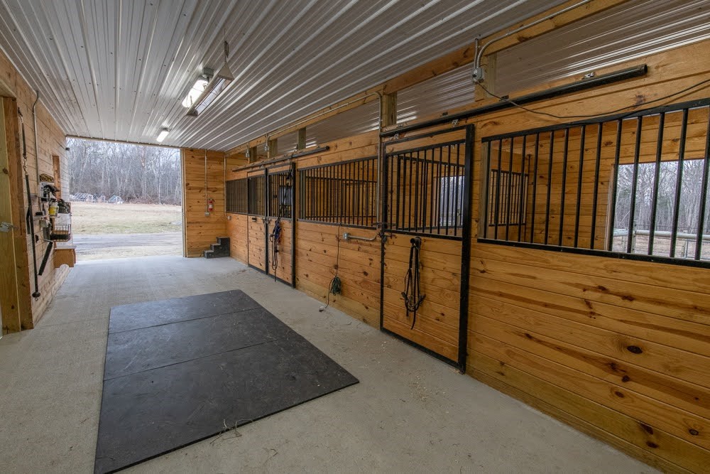 190 Escoheag Hill Road Exeter, RI 02822 - Photo 12 of 45