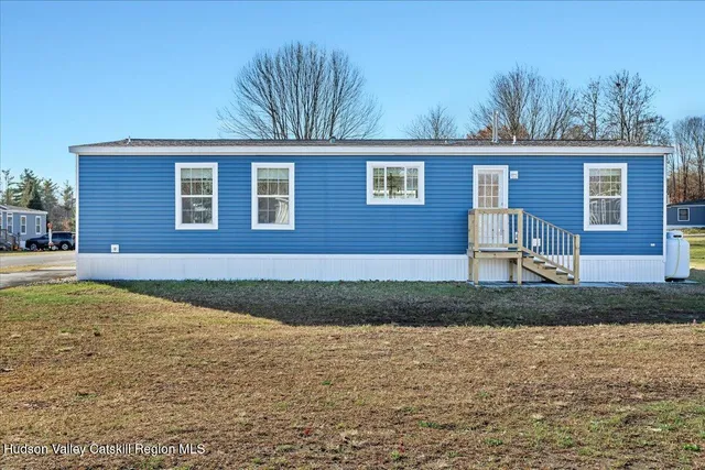 a view of a golf course with a fountain
