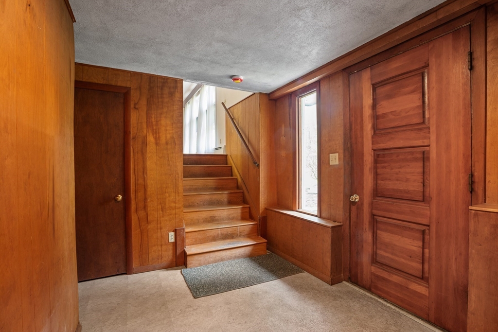 9 Flagg Road Acton, MA 01720 - Photo 6 of 42