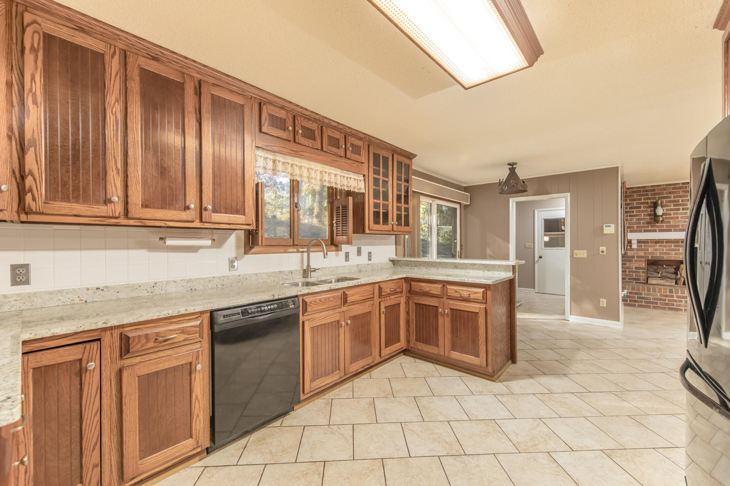 3620 Kings Road Chattanooga, TN 37416 - Photo 20 of 64 3620_Kings_Rd_19