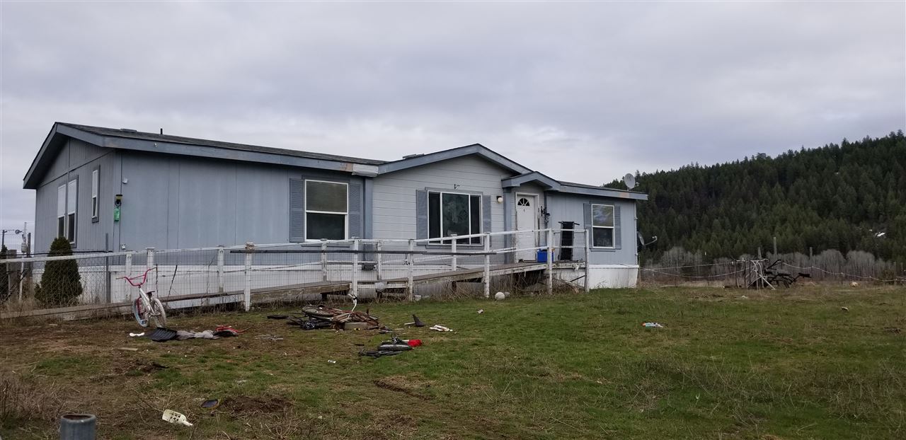 4755 Springdale-Hunters Road Springdale, WA 99173 - Photo 1 of 12