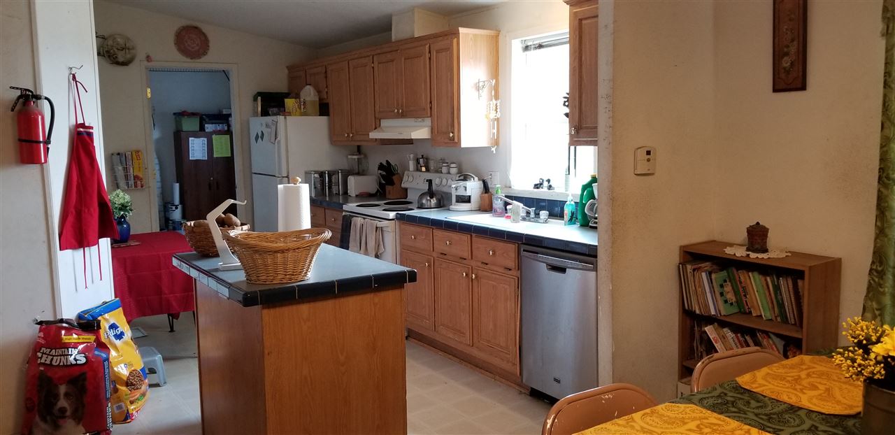 4755 Springdale-Hunters Road Springdale, WA 99173 - Photo 3 of 12