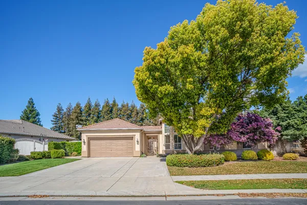 $724,900 | 2643 Quincy Avenue, Clovis, CA 93619