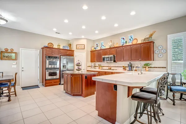 $724,900 | 2643 Quincy Avenue, Clovis, CA 93619