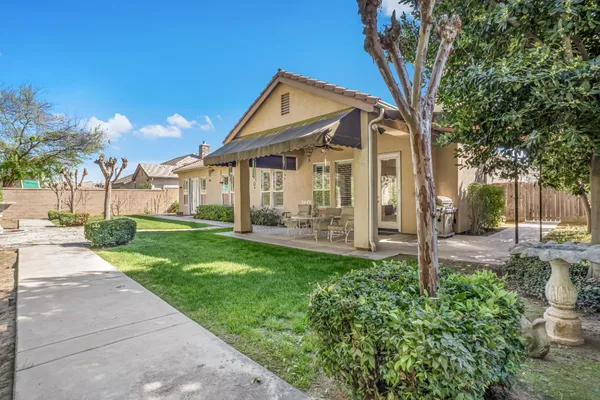 $724,900 | 2643 Quincy Avenue, Clovis, CA 93619