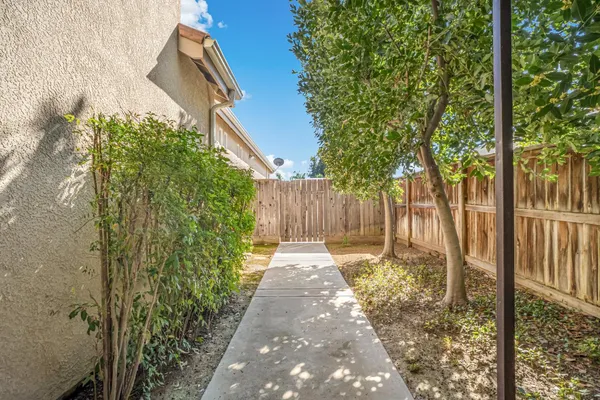 $724,900 | 2643 Quincy Avenue, Clovis, CA 93619