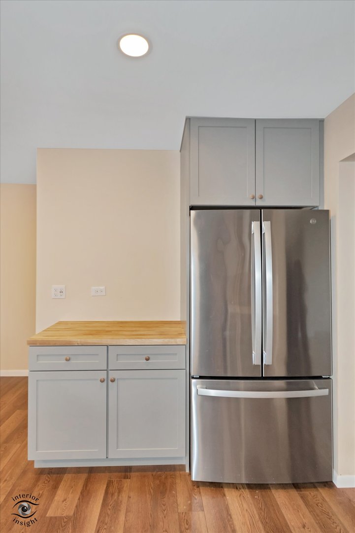 114 West Sumner Avenue Peotone, IL 60468 - Photo 6 of 30