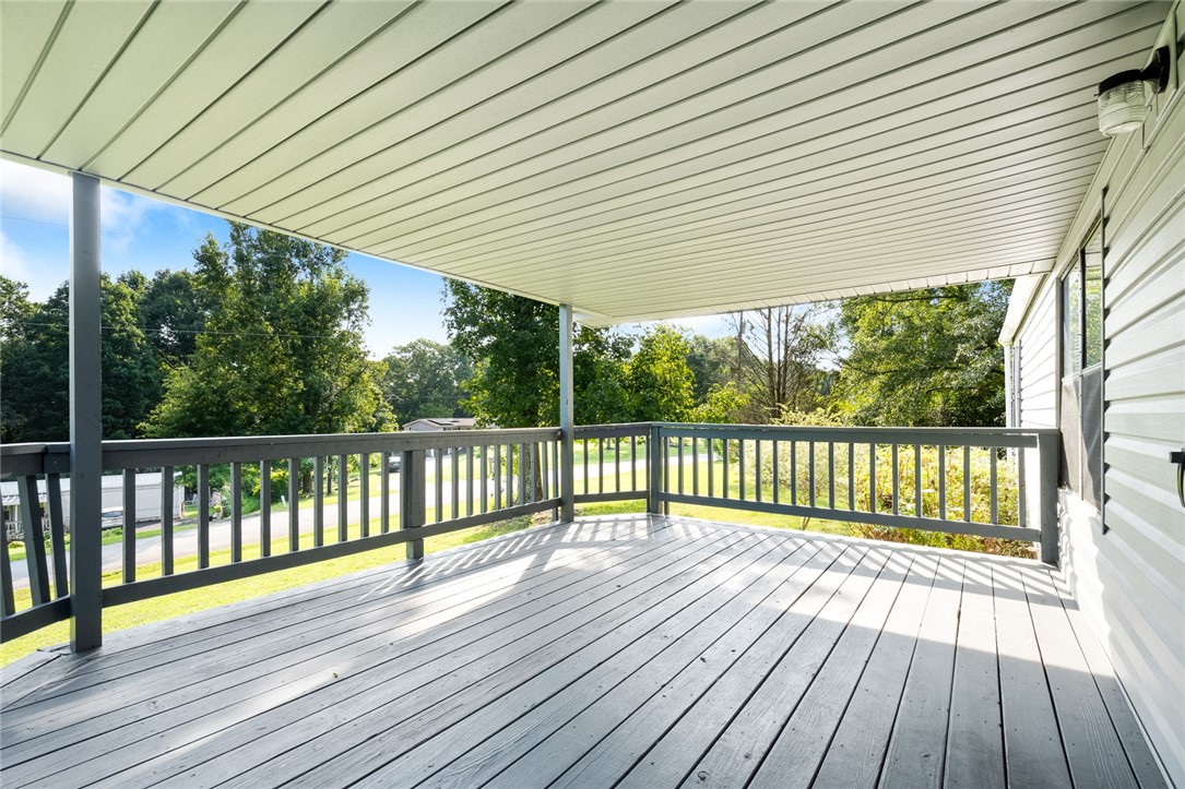 125 Rocky Top Road Anderson, SC 29621 - Photo 4 of 25