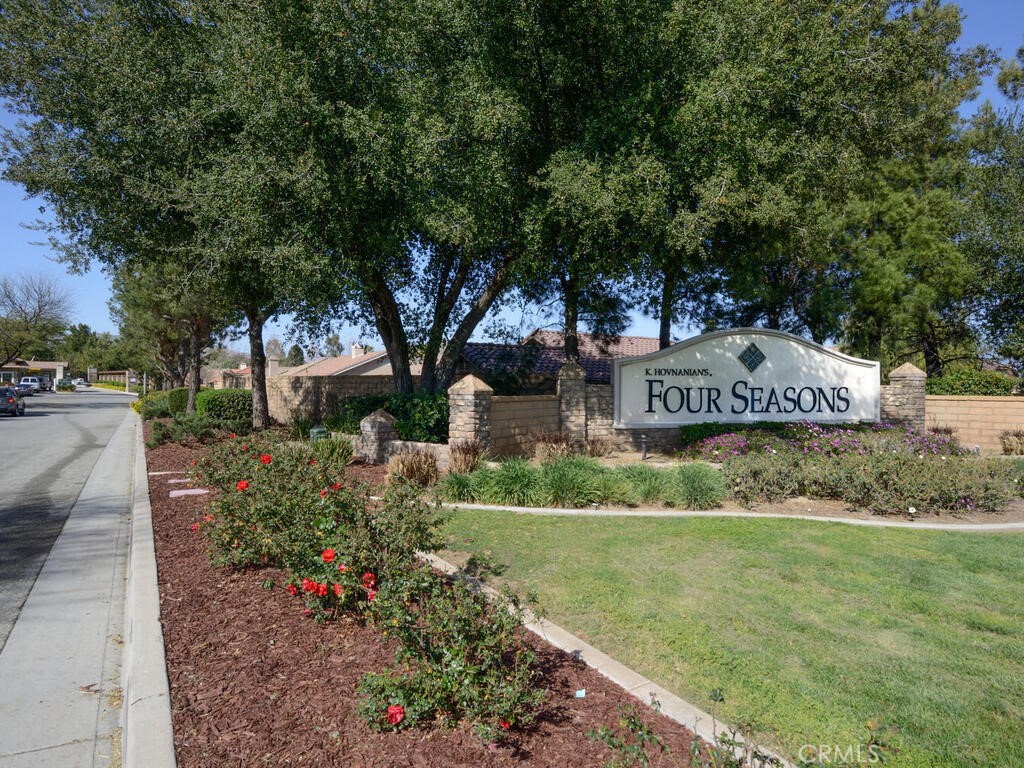 128 Lopez Way Hemet, CA 92545 - Photo 36 of 36 a view of a park that has large trees