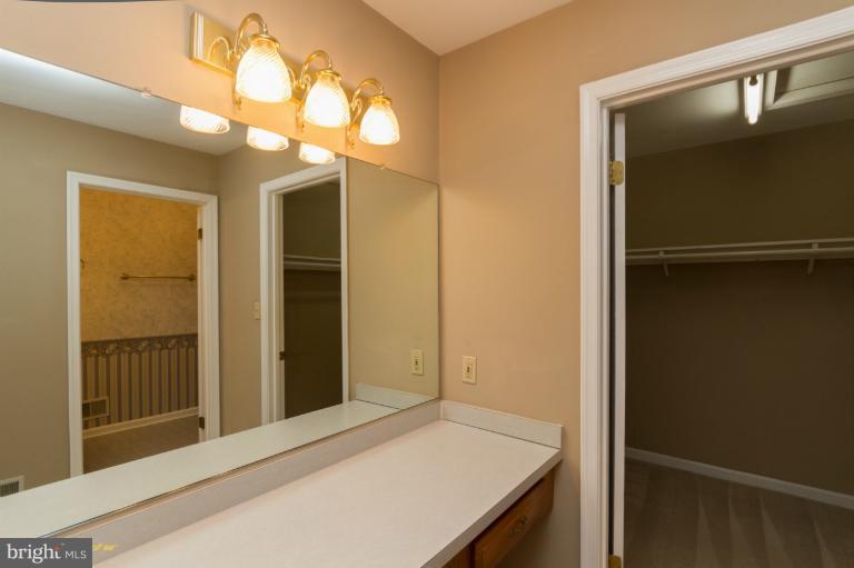 2571 Hidden Cove Road, Unit 157 Annapolis, MD 21401 - Photo 27 of 30 Bedroom (Master)