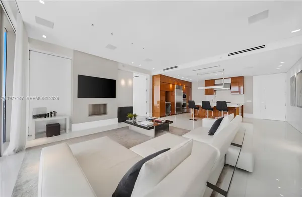 $19,000 | 9701 Collins Avenue, Unit 1405S, Bal Harbour, FL 33154