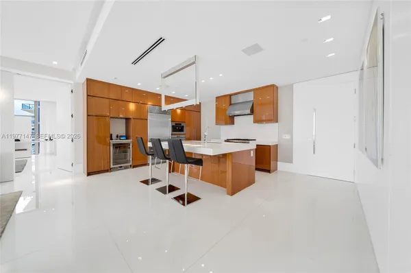 $19,000 | 9701 Collins Avenue, Unit 1405S, Bal Harbour, FL 33154