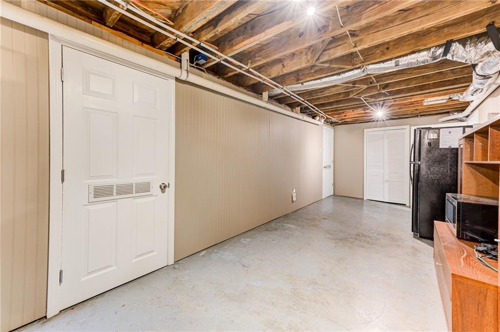 2423 Woodacres Road Northeast Atlanta, GA 30345 - Photo 26 of 39