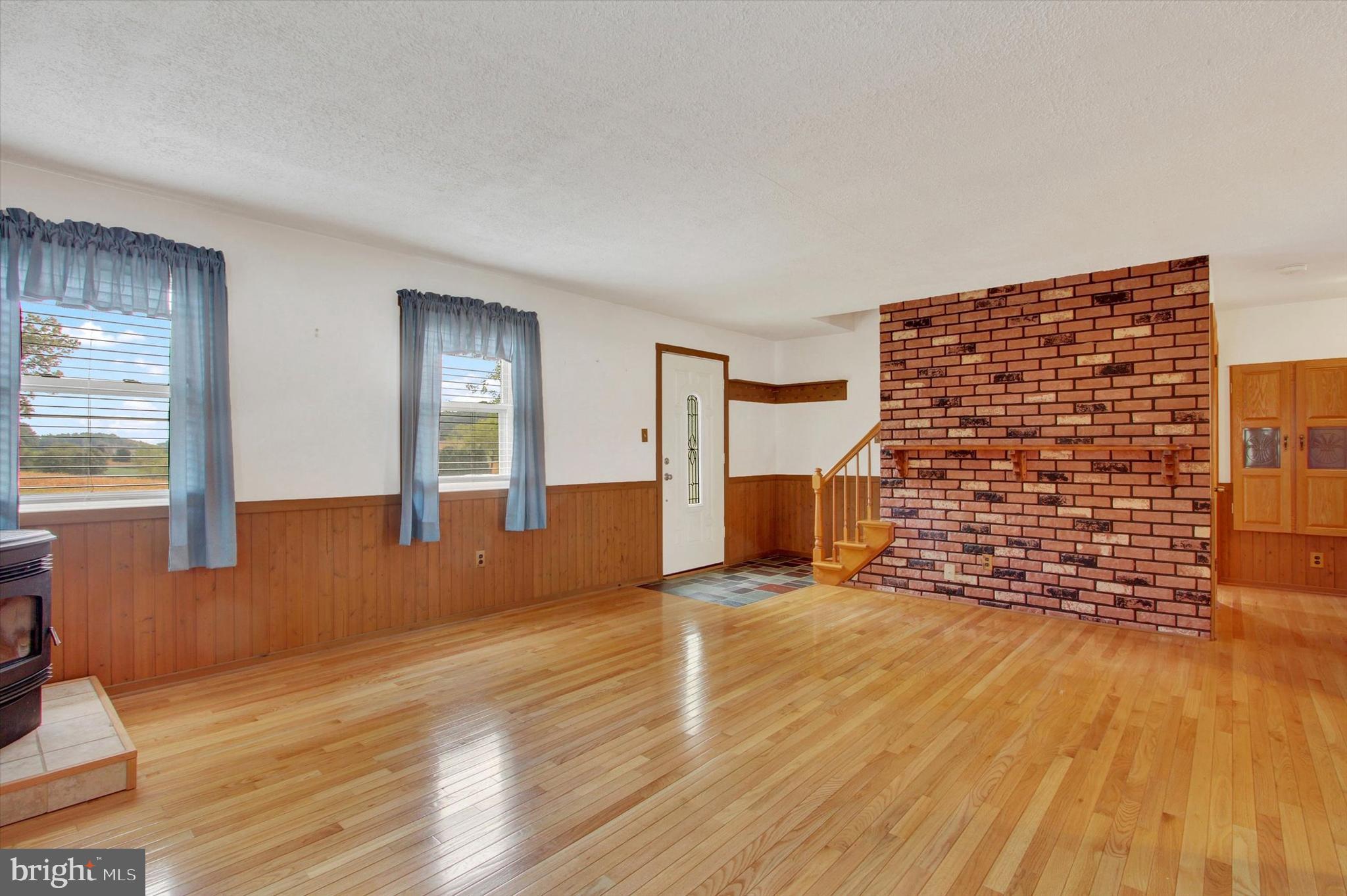 2748 Jefferson Road Spring Grove, PA 17362 - Photo 4 of 26