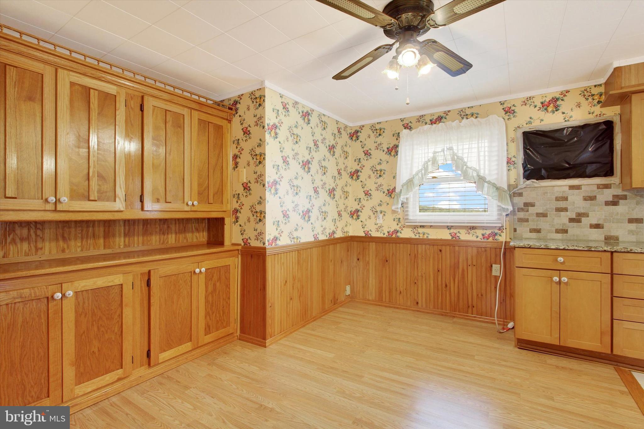 2748 Jefferson Road Spring Grove, PA 17362 - Photo 7 of 26