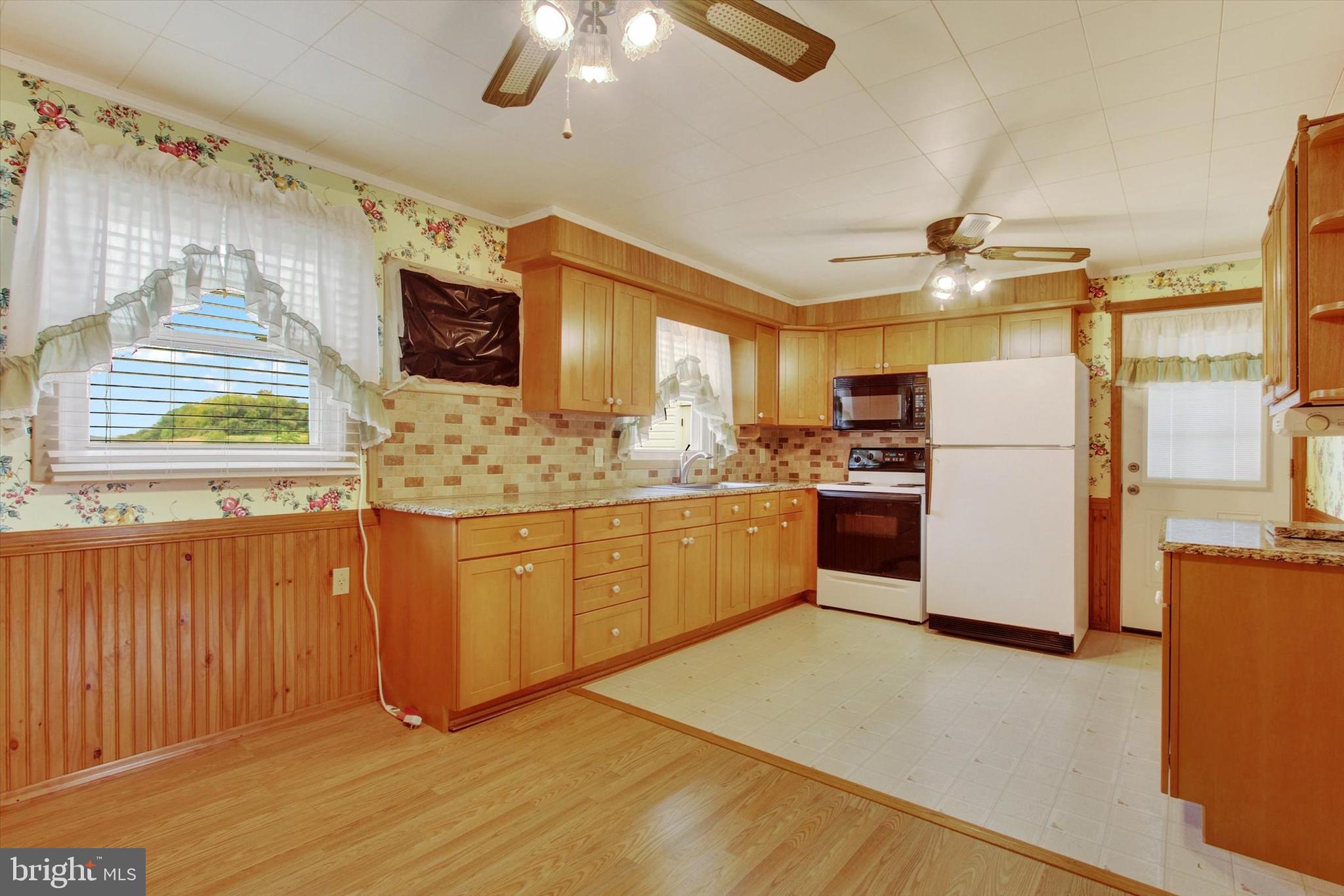 2748 Jefferson Road Spring Grove, PA 17362 - Photo 8 of 26
