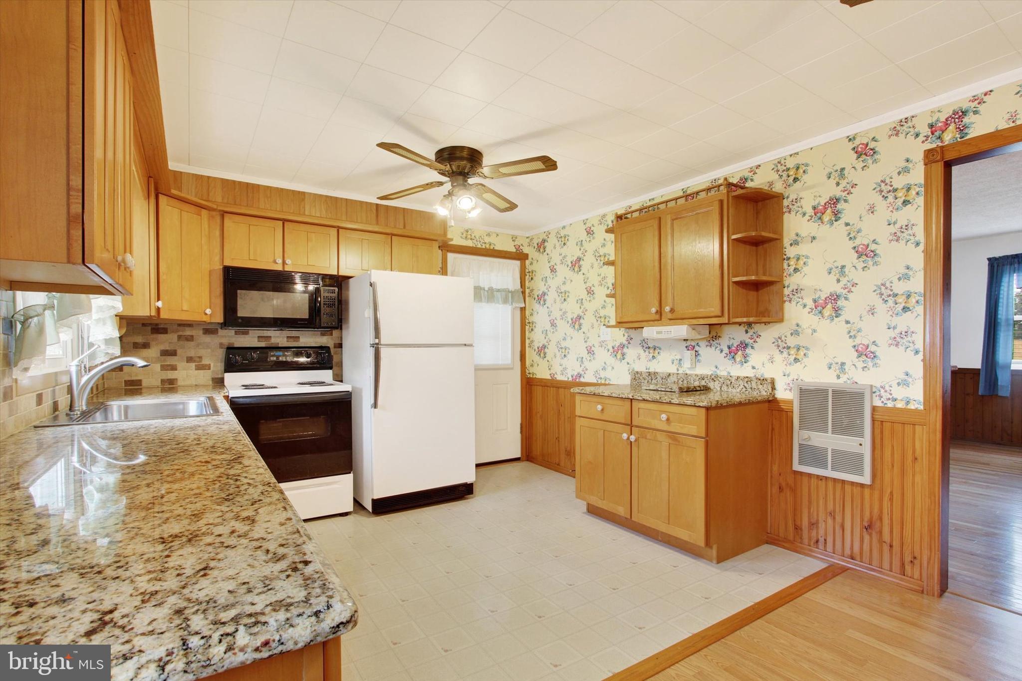 2748 Jefferson Road Spring Grove, PA 17362 - Photo 10 of 26