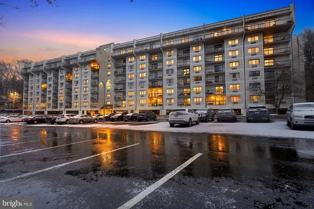 $265,000 | 800 Avondale Road, Unit 2C, Wallingford, PA 19086