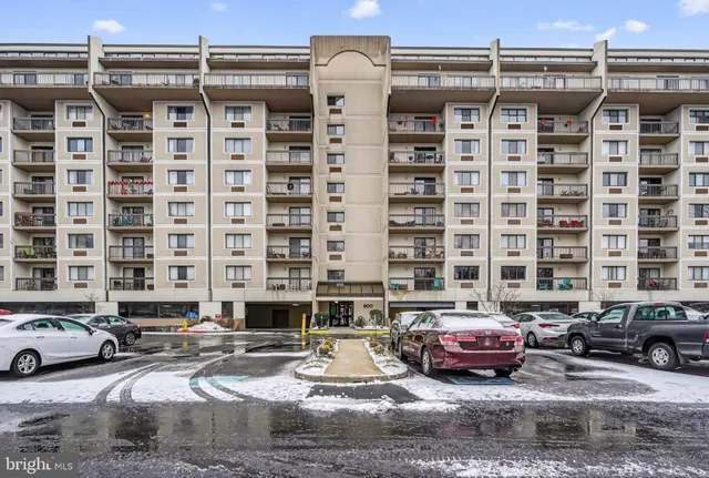 a car parked in front of a building