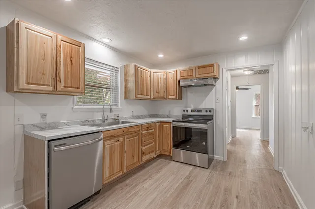 $215,900 | 1414 23rd Street, Huntsville, TX 77340