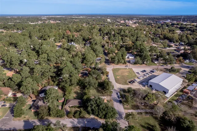 $215,900 | 1414 23rd Street, Huntsville, TX 77340