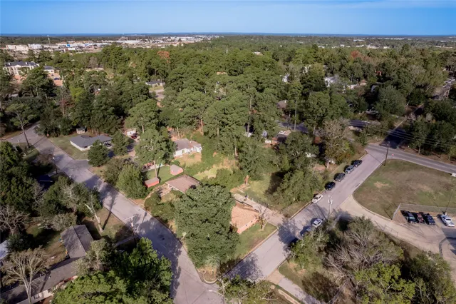 $215,900 | 1414 23rd Street, Huntsville, TX 77340