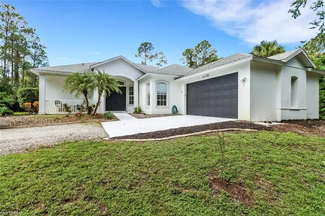 $785,000 | 4730 16th Avenue Southeast, Naples, FL 34117
