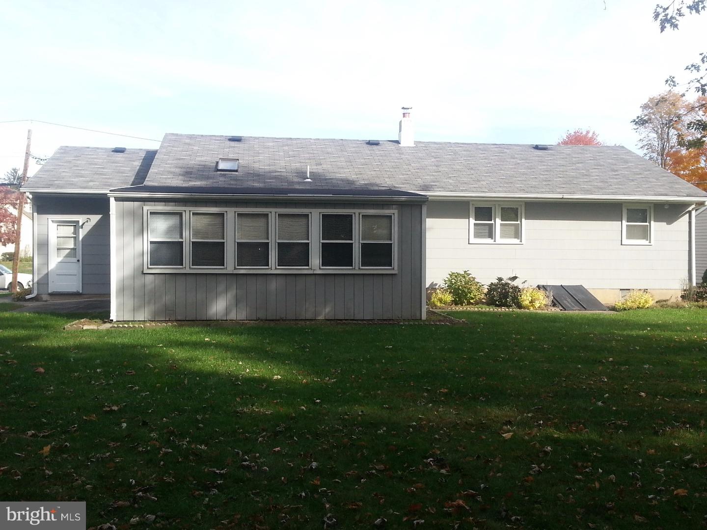 9 Doreen Road Trenton, NJ 08690 - Photo 1 of 5 Gallery Image 1