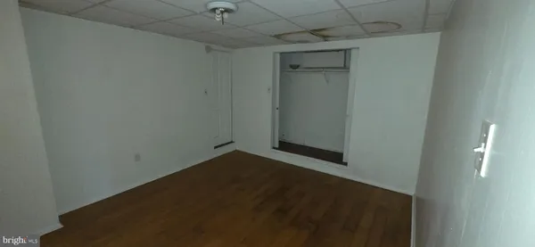 a view of a room with an empty space