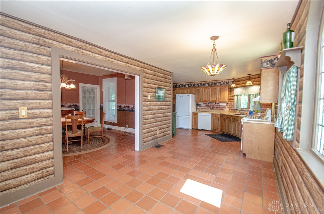 1941 Old Mill Road Springfield, OH 45502 - Photo 21 of 51 Gallery Image 21